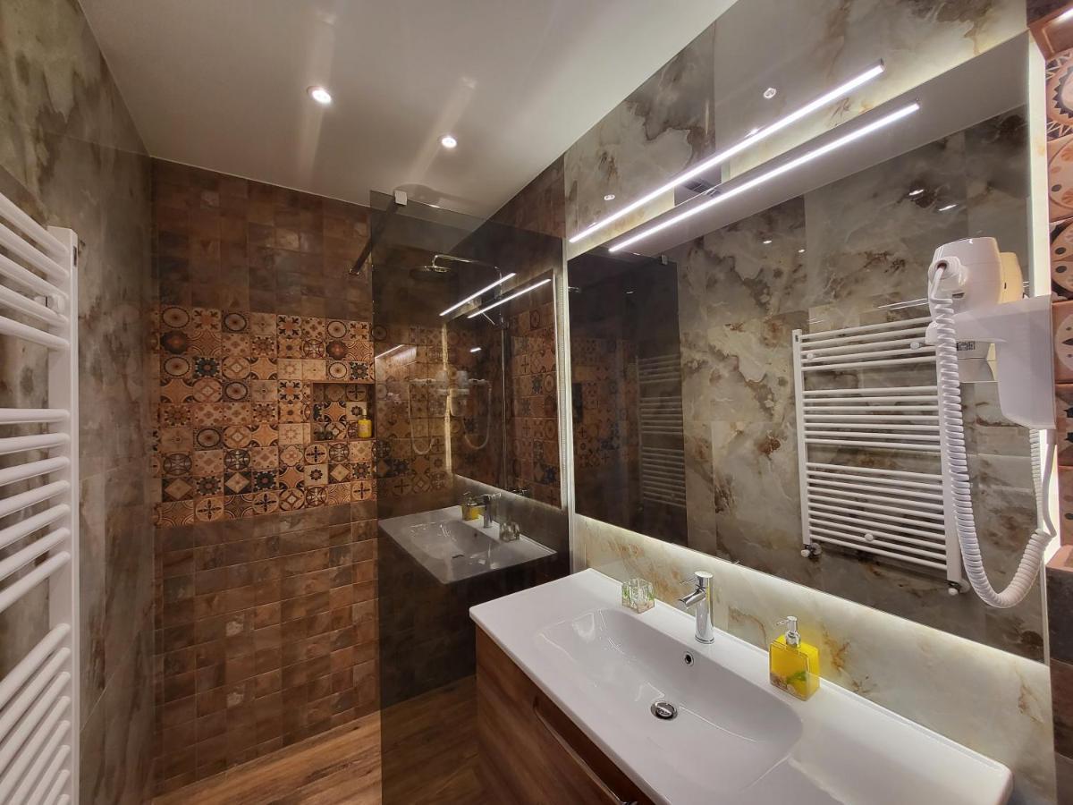 Grozavesti Luxury Apartment With 2 Rooms Bucarest Exterior foto